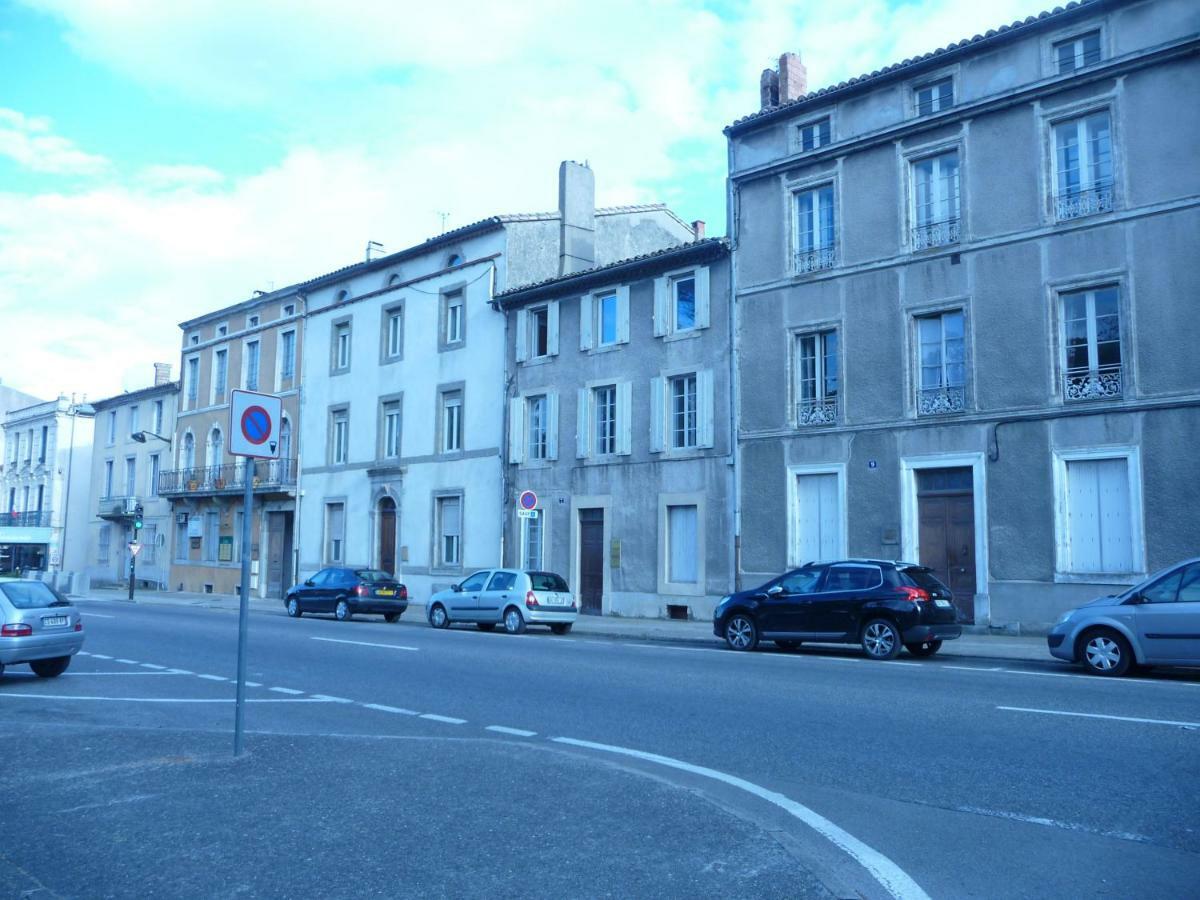 Appartement Au Coeur De Carcassonne Luaran gambar