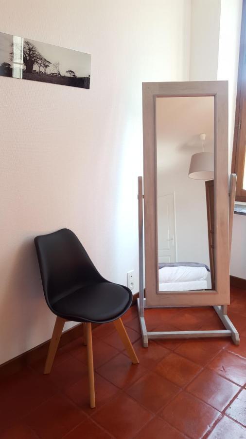Appartement Au Coeur De Carcassonne Luaran gambar